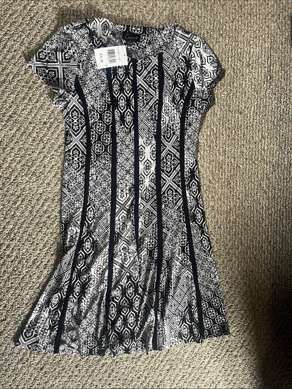 Connected Apparel Black & White Patterned Blouse